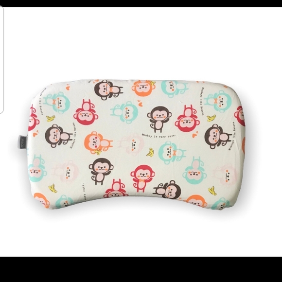 Baby head shaping pillow. - Picture 7 of 8
